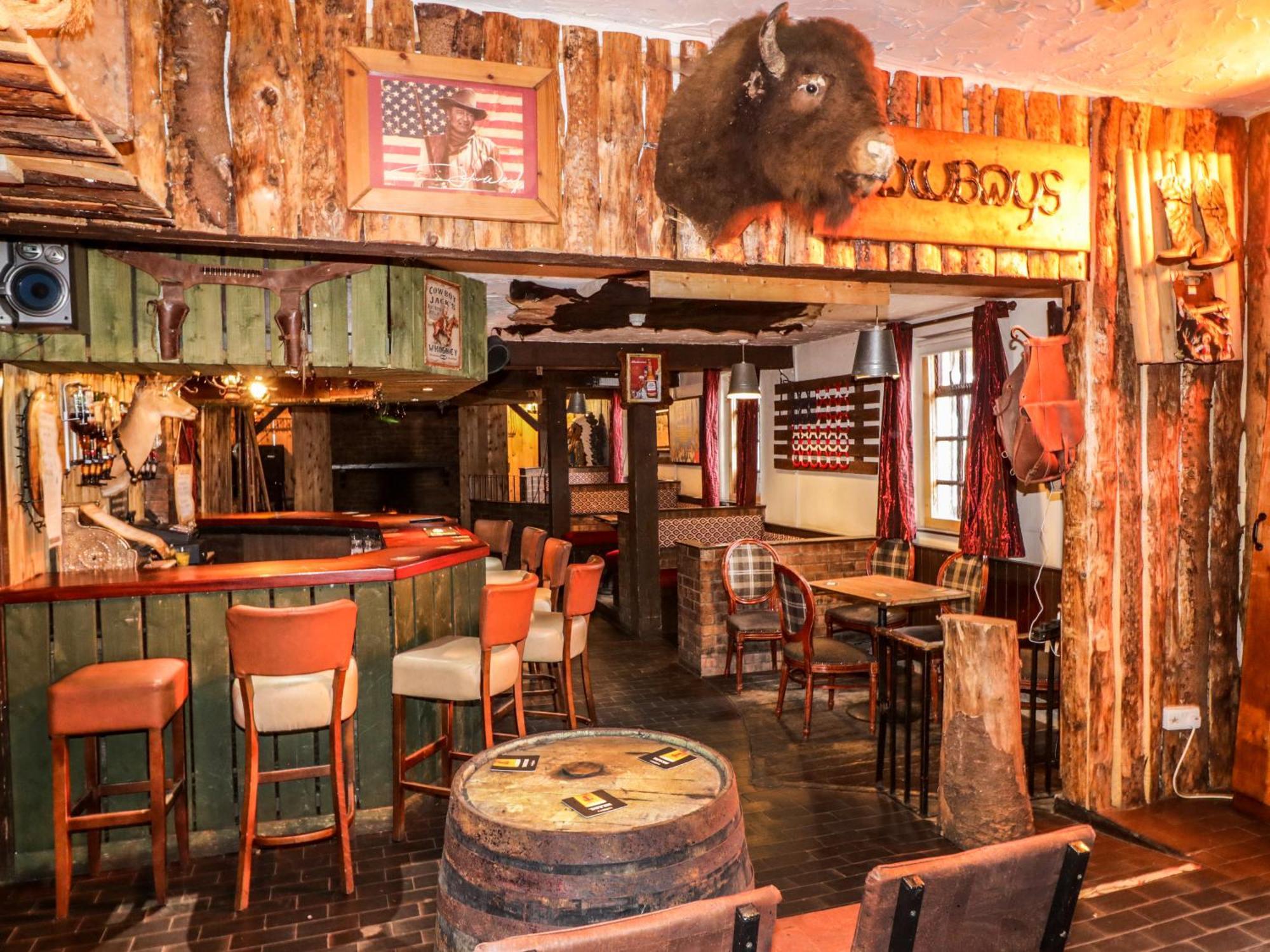 Apache Falls Lodge リマバディ エクステリア 写真