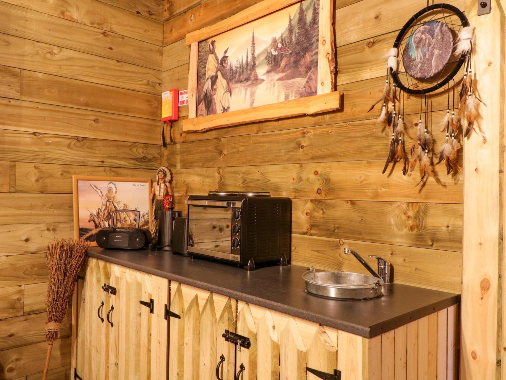 Apache Falls Lodge リマバディ エクステリア 写真