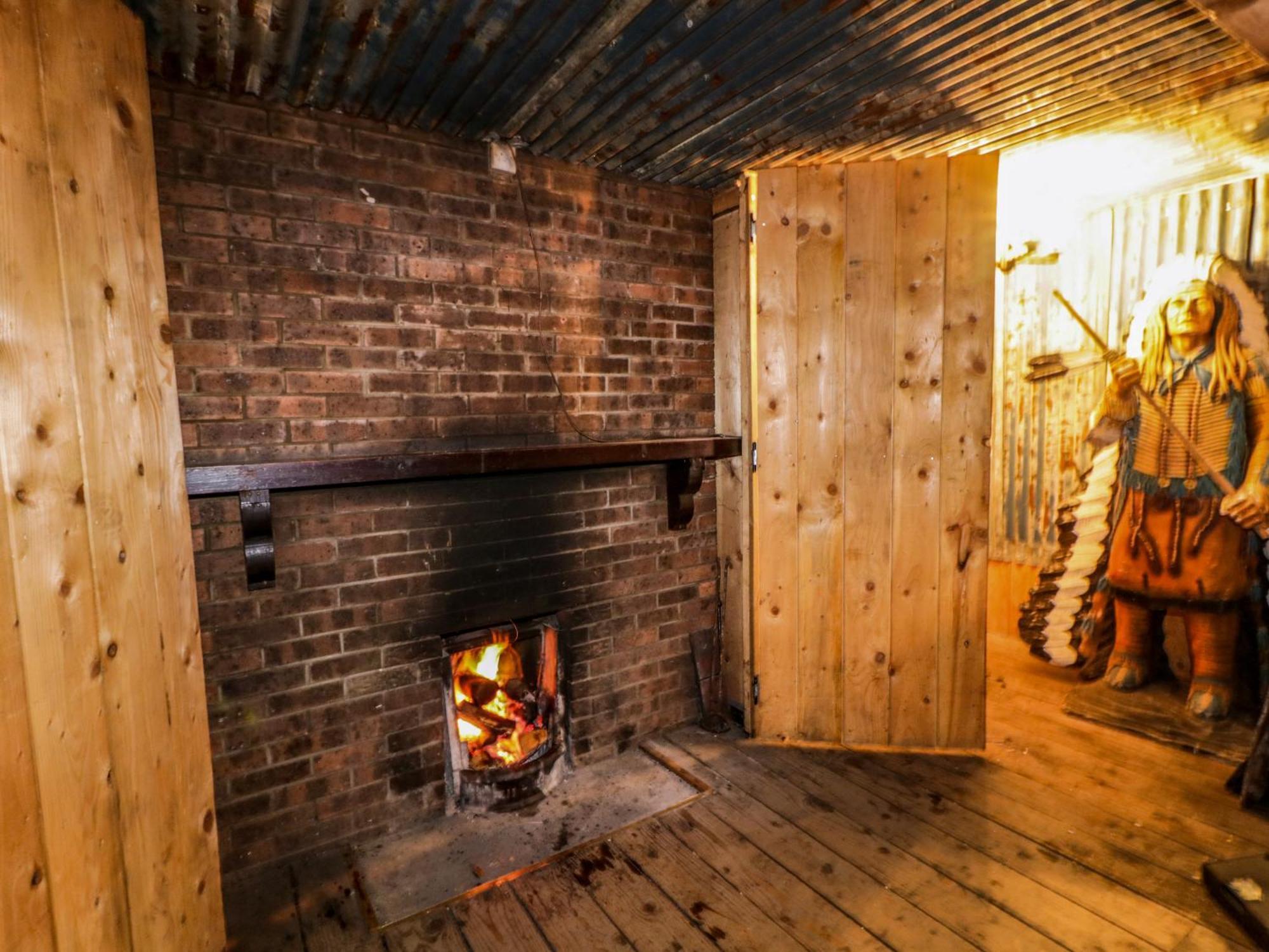 Apache Falls Lodge リマバディ エクステリア 写真