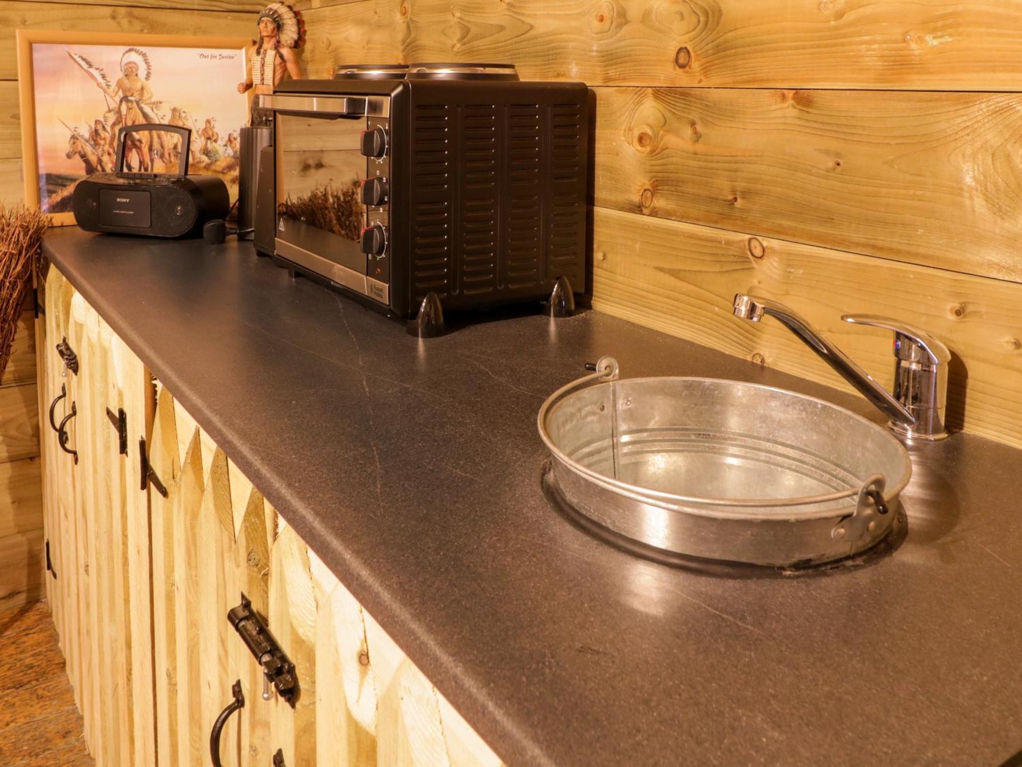 Apache Falls Lodge リマバディ エクステリア 写真